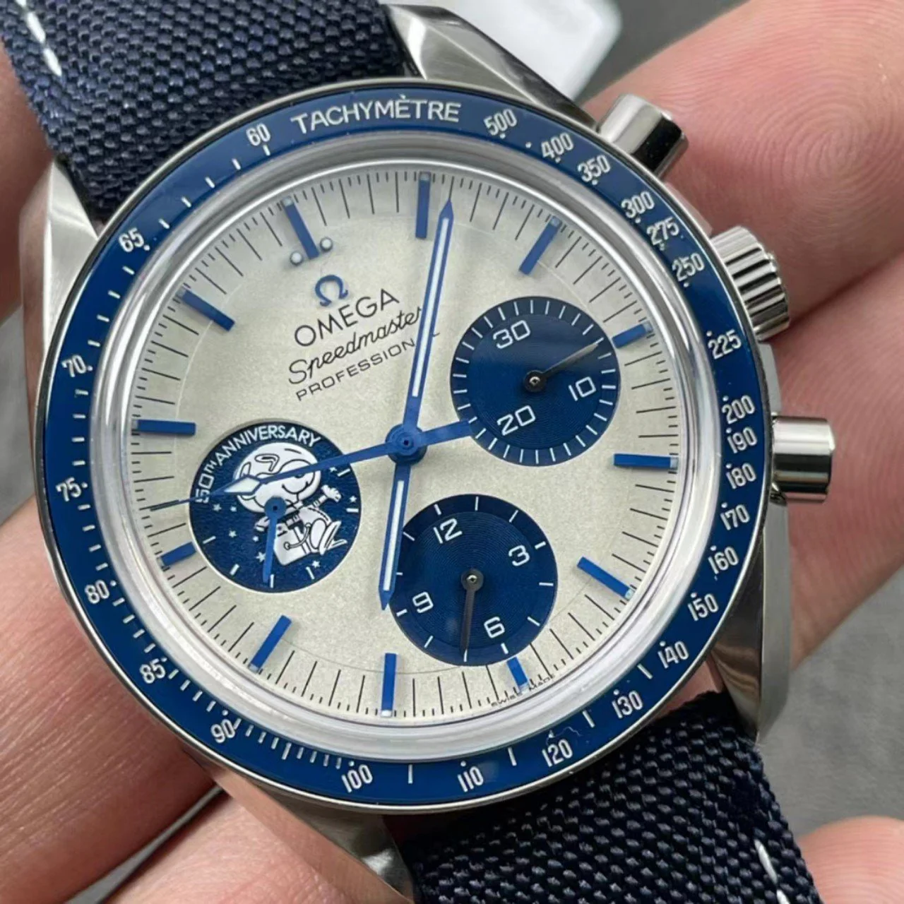 Omega Watch SPEEDMASTER APOLO SILVER SNOOPY