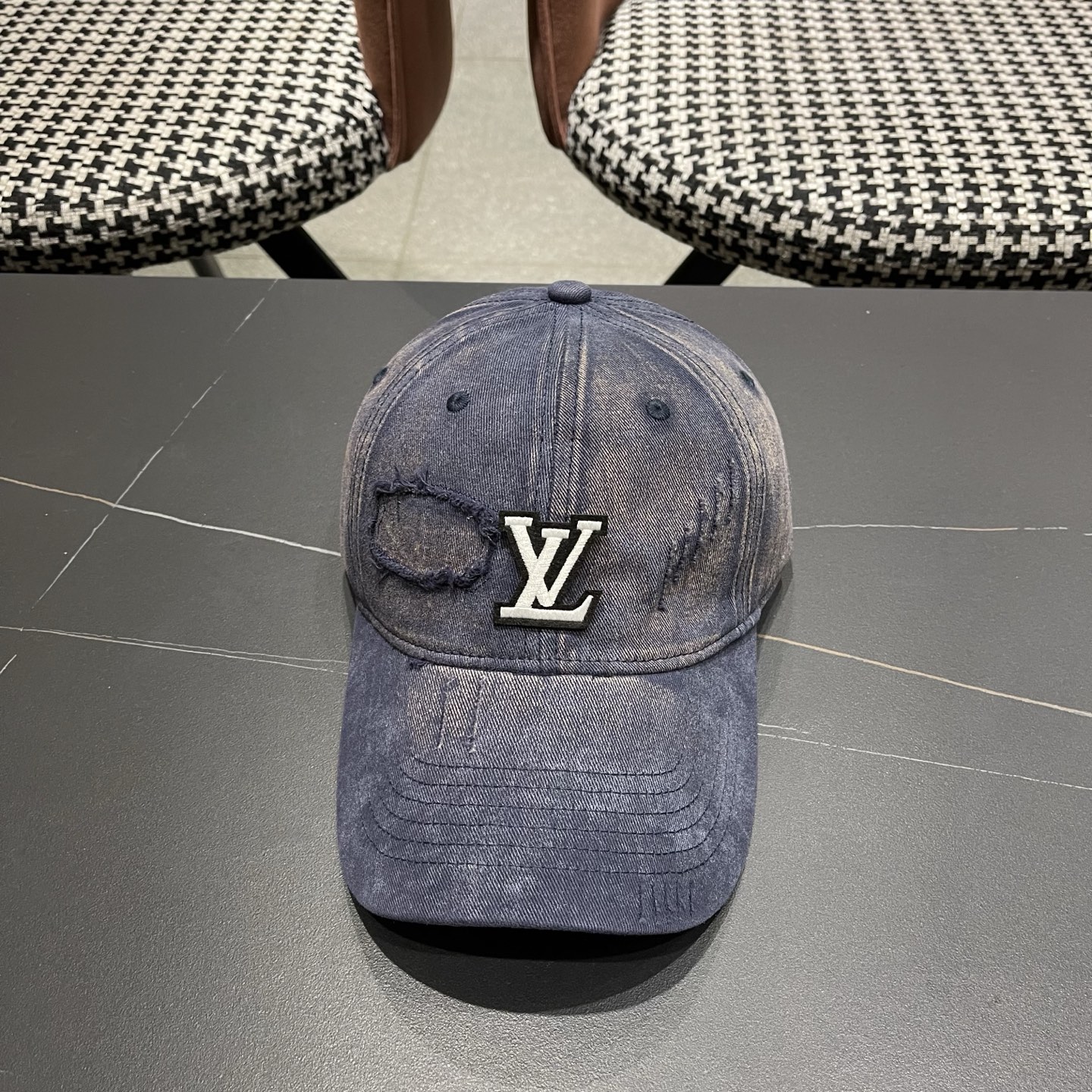 LV American Retro Baseball Cap