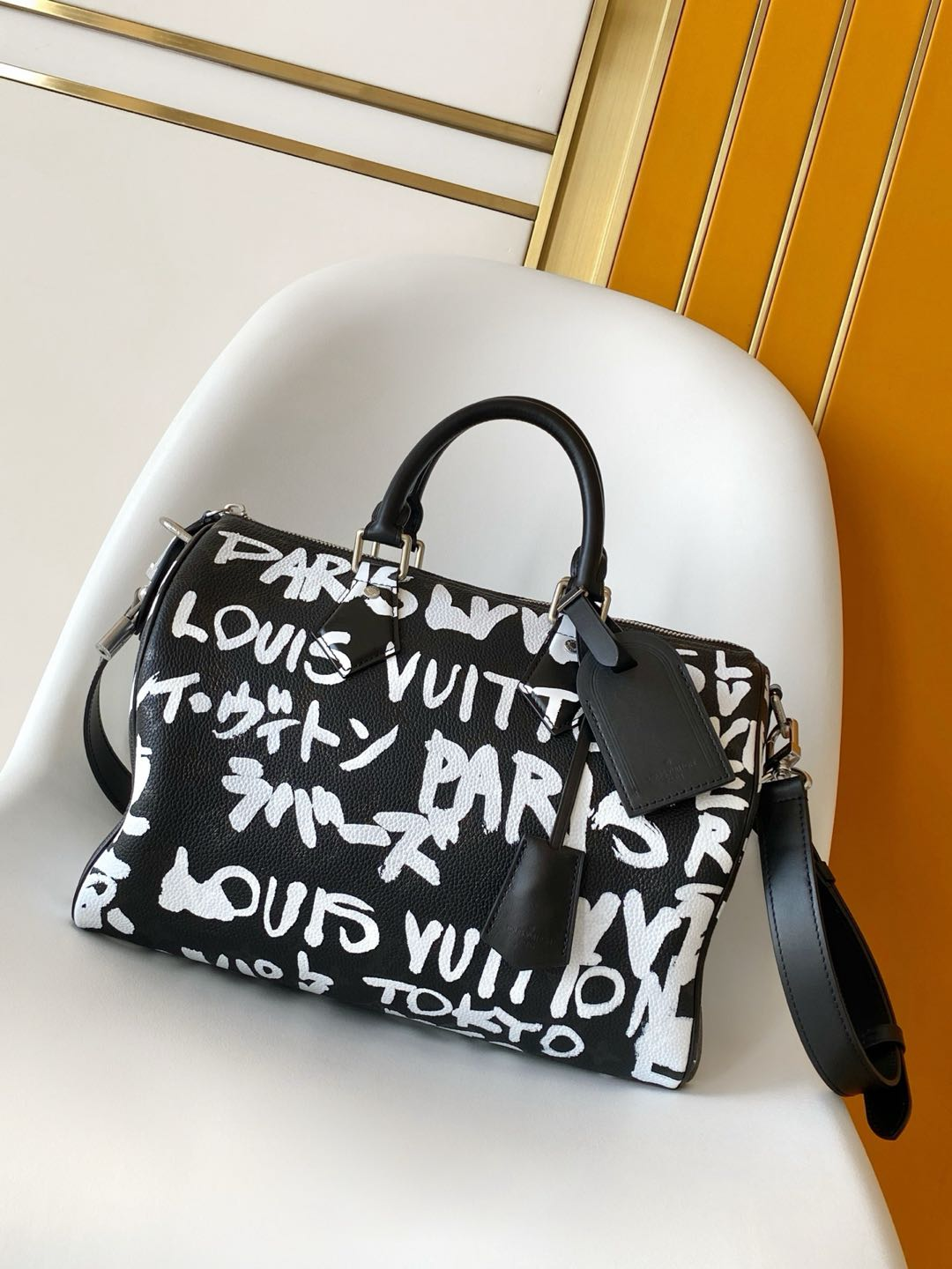 LV Speedy P9 Bandoulière 30 Scribble Autres Cuirs Monogram