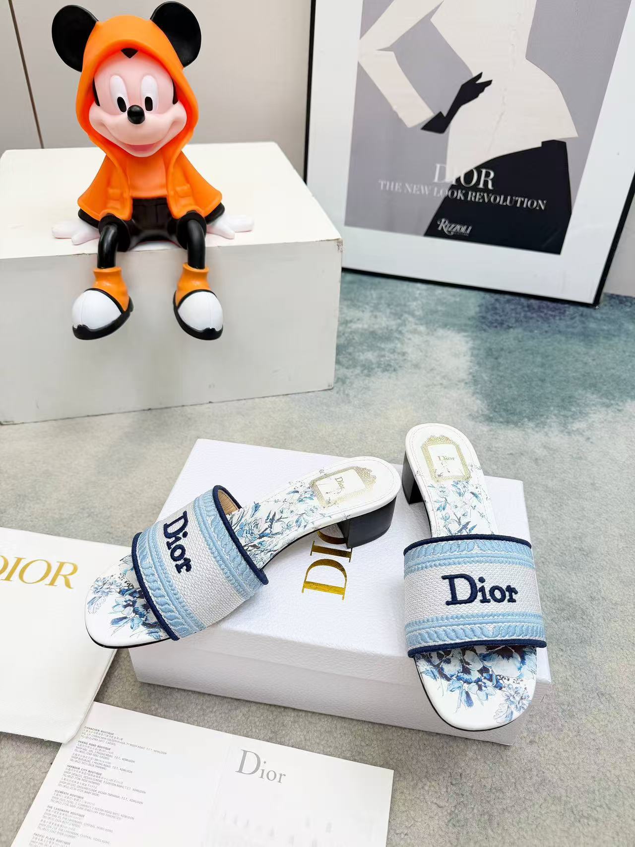 Dior women's embroidered slippers