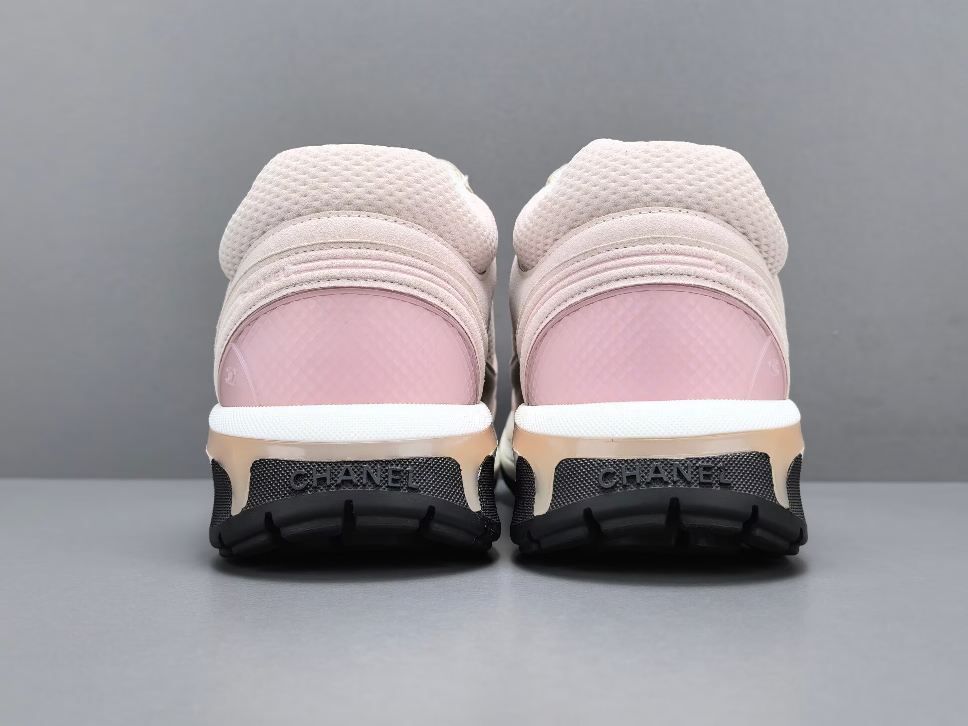 CHNE1 Leather Low Top Sneakers - CCSHOES