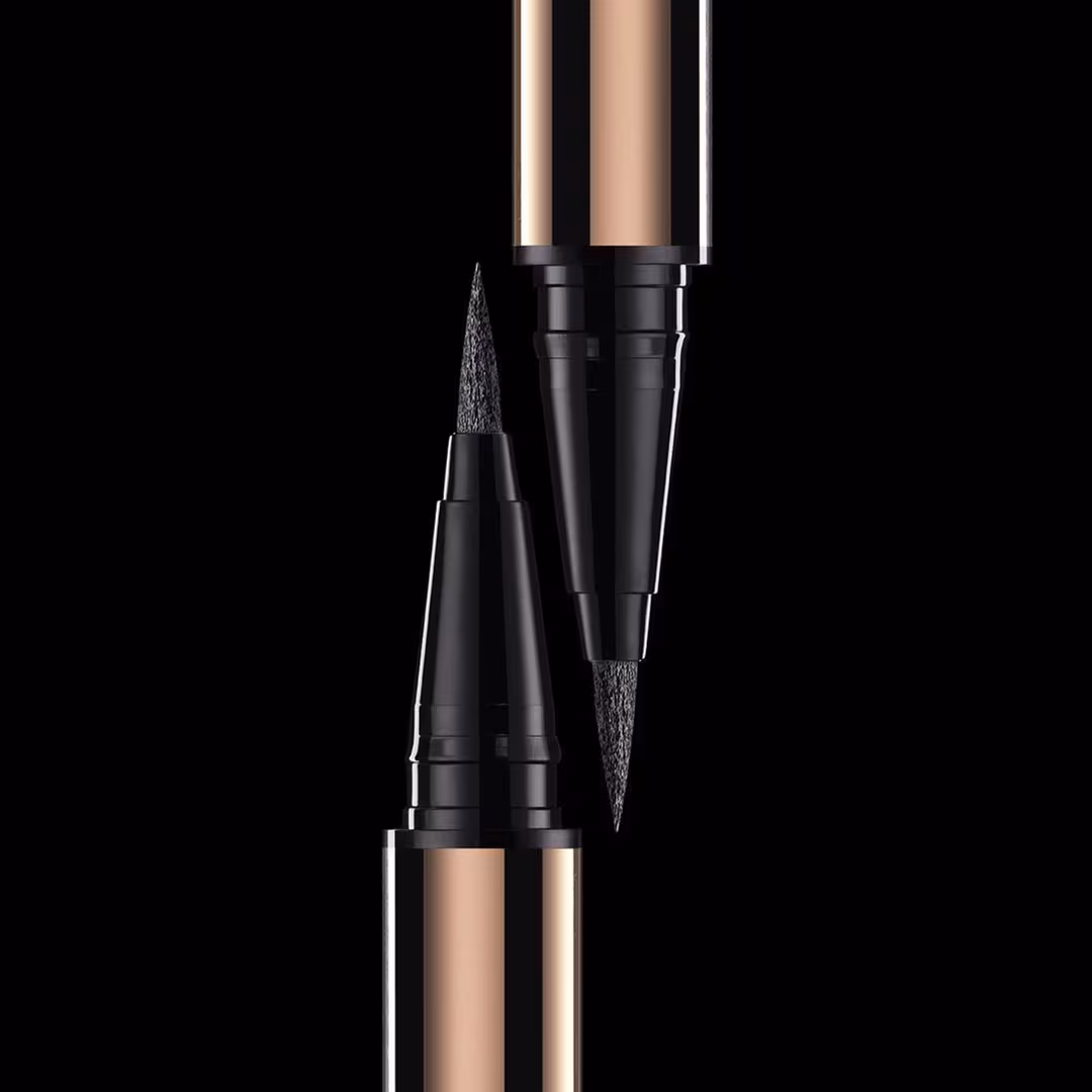 HOURGLASS  Voyeur Waterproof Liquid Liner