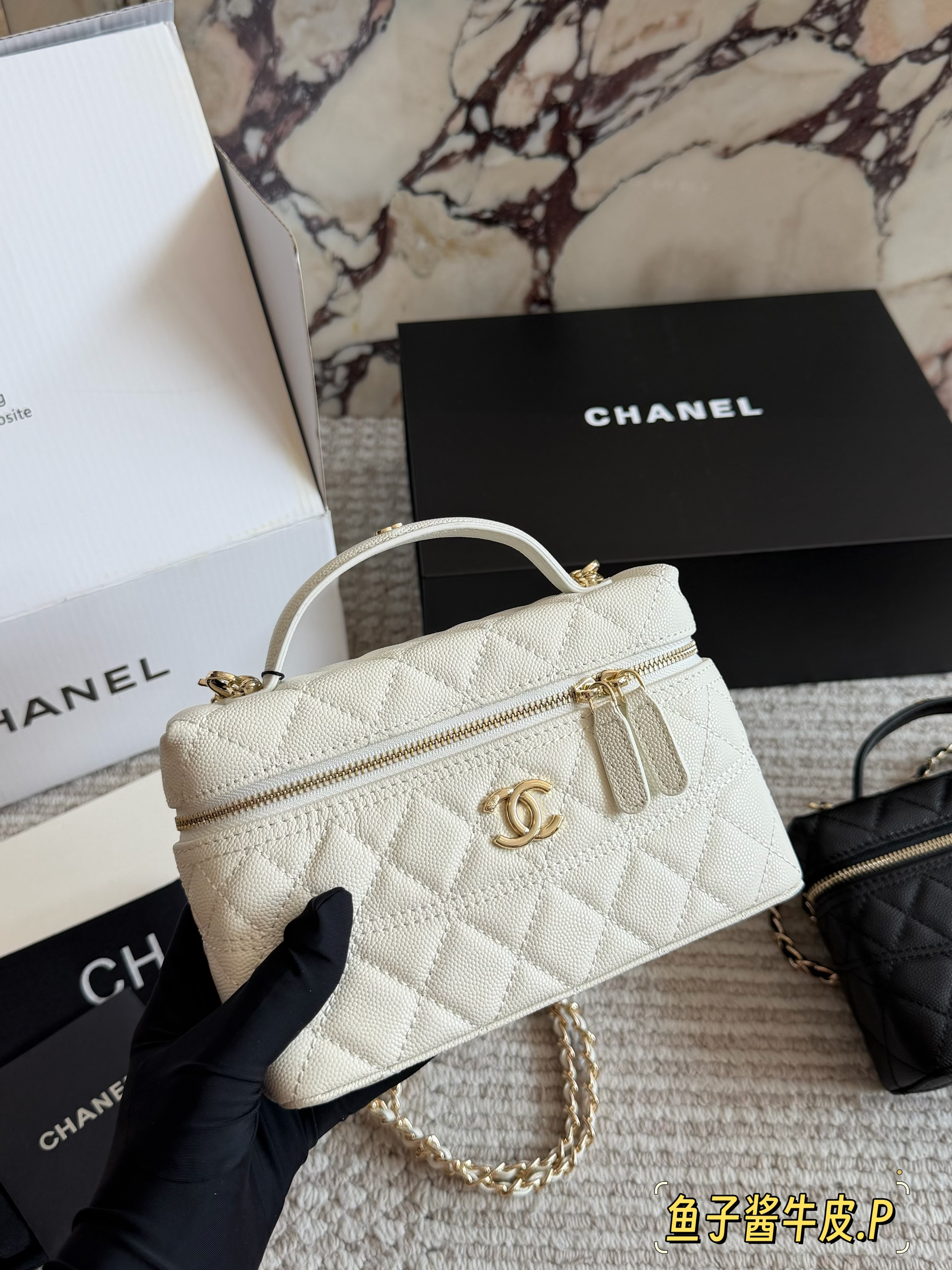 Chanel 25c box bag
