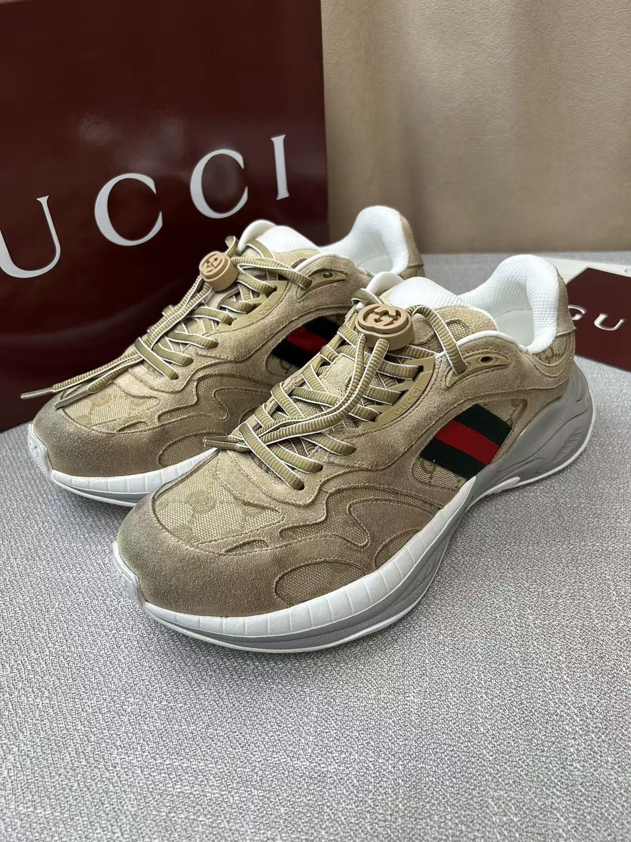 Gucci 2.0 Trainer Sneakers