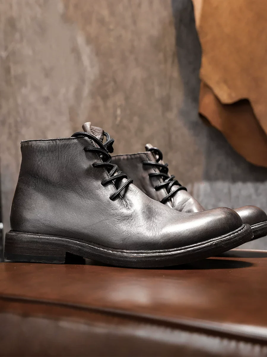Premium gray men's first-layer cowhide desert boots
