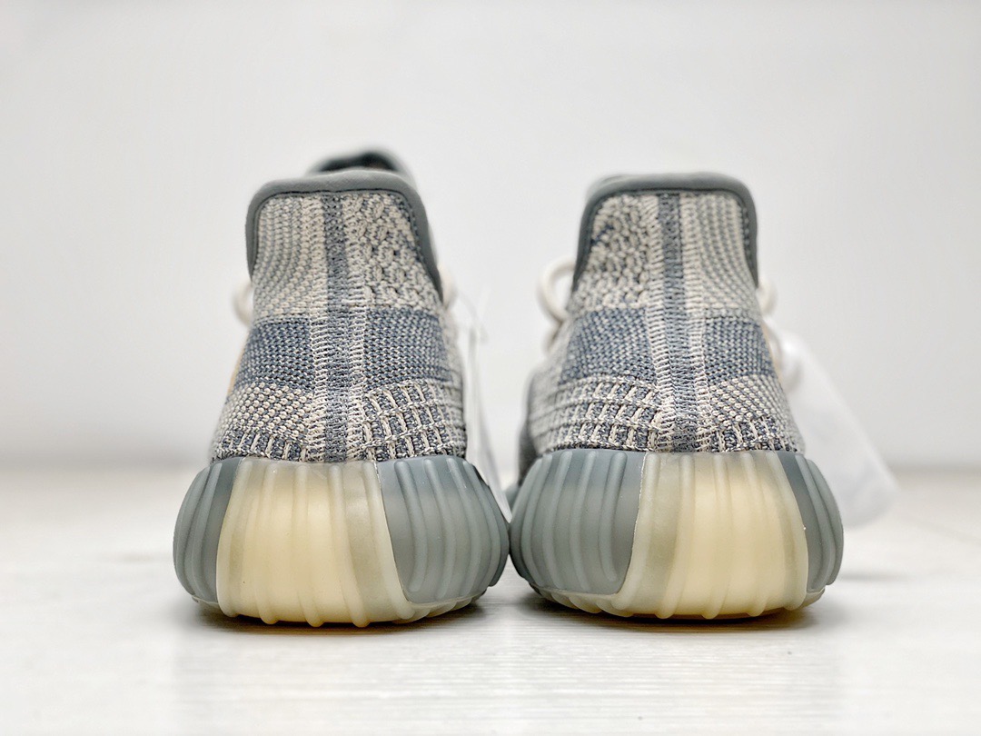 YEEZY 350 V2 ‘ISRAFIL’ REPLICA