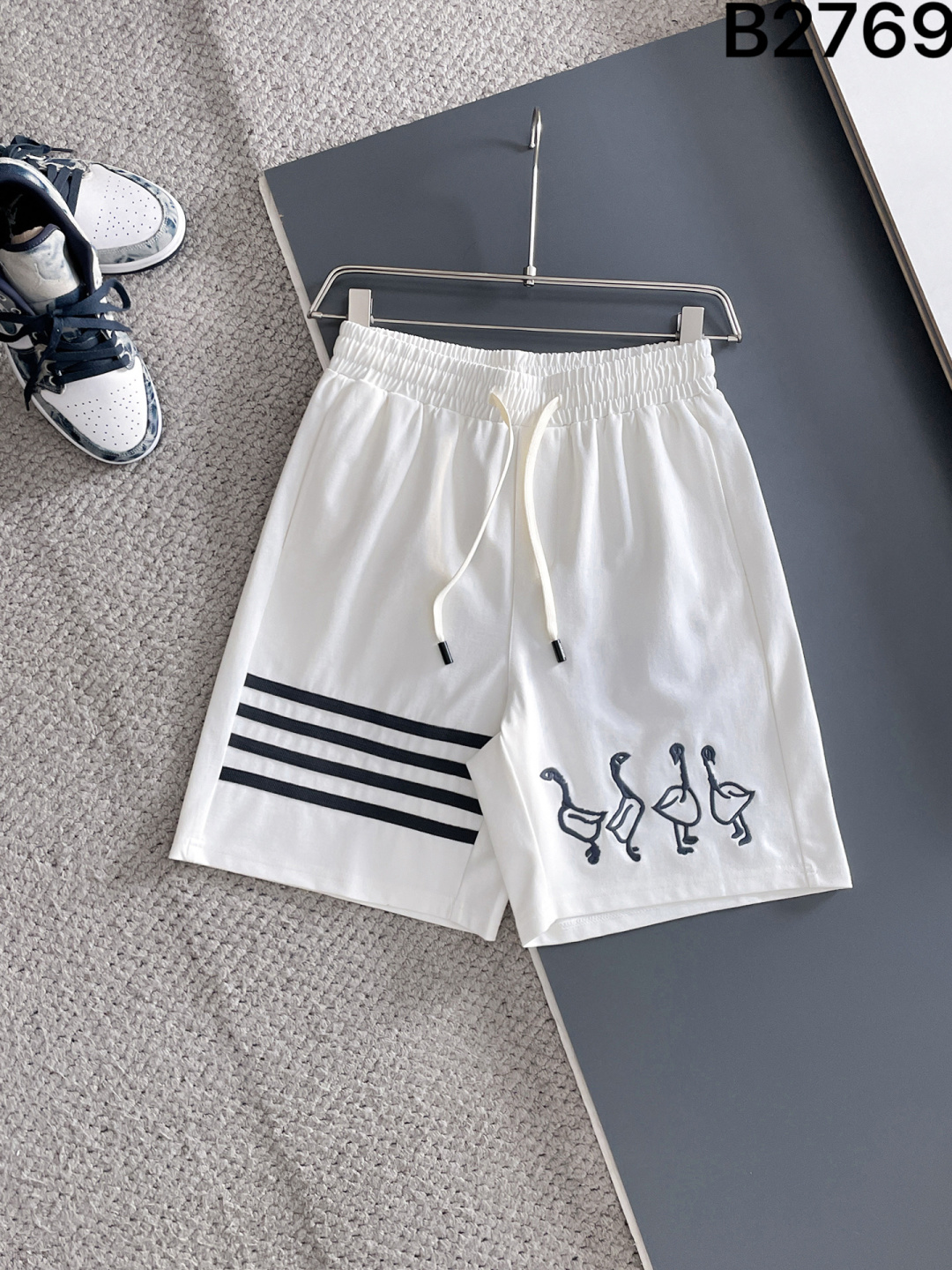 Thom Browne Style 4-Bar Stripe & Ducks Embroidery Sweat