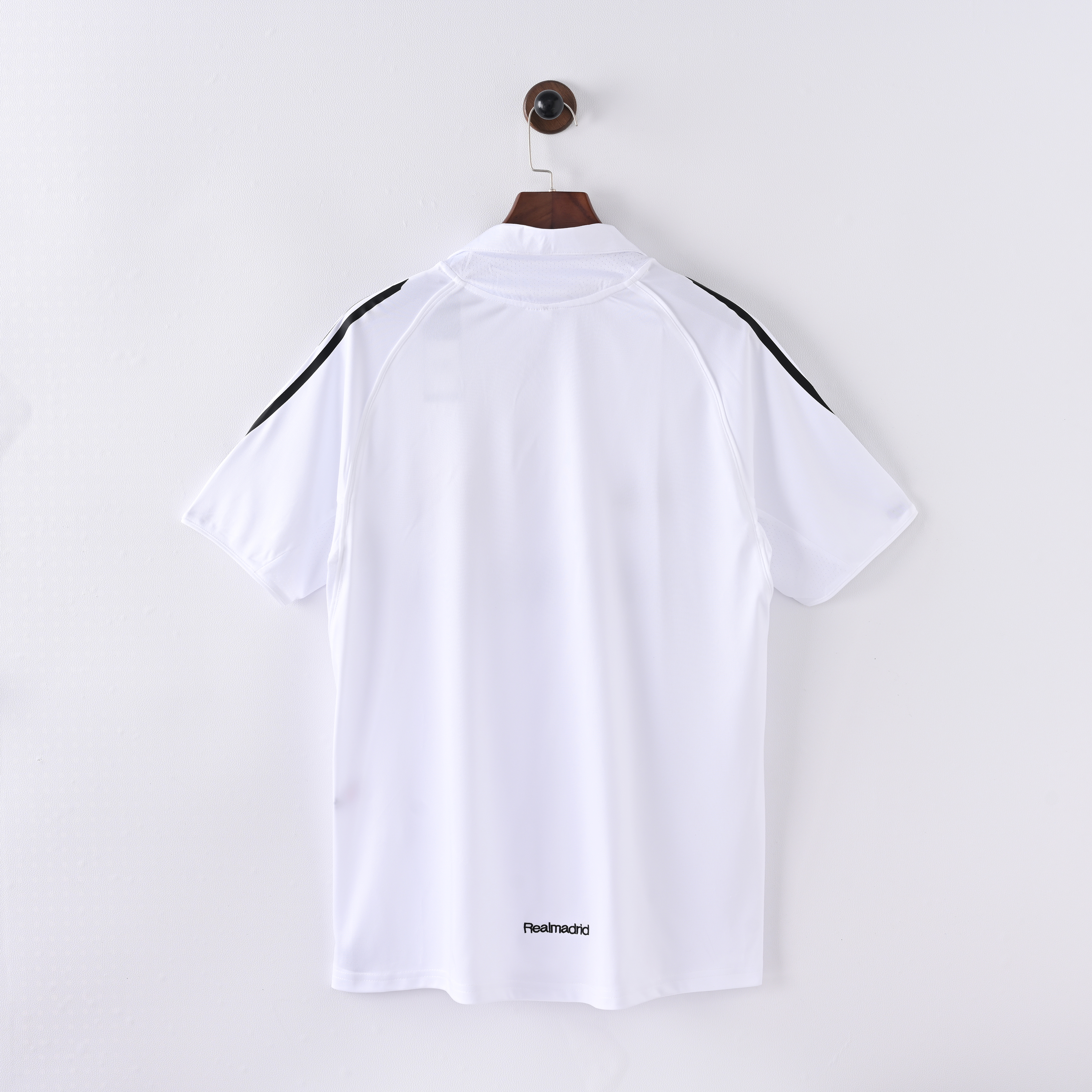 2005/2006 Real Madrid Home Retro Football Shirt