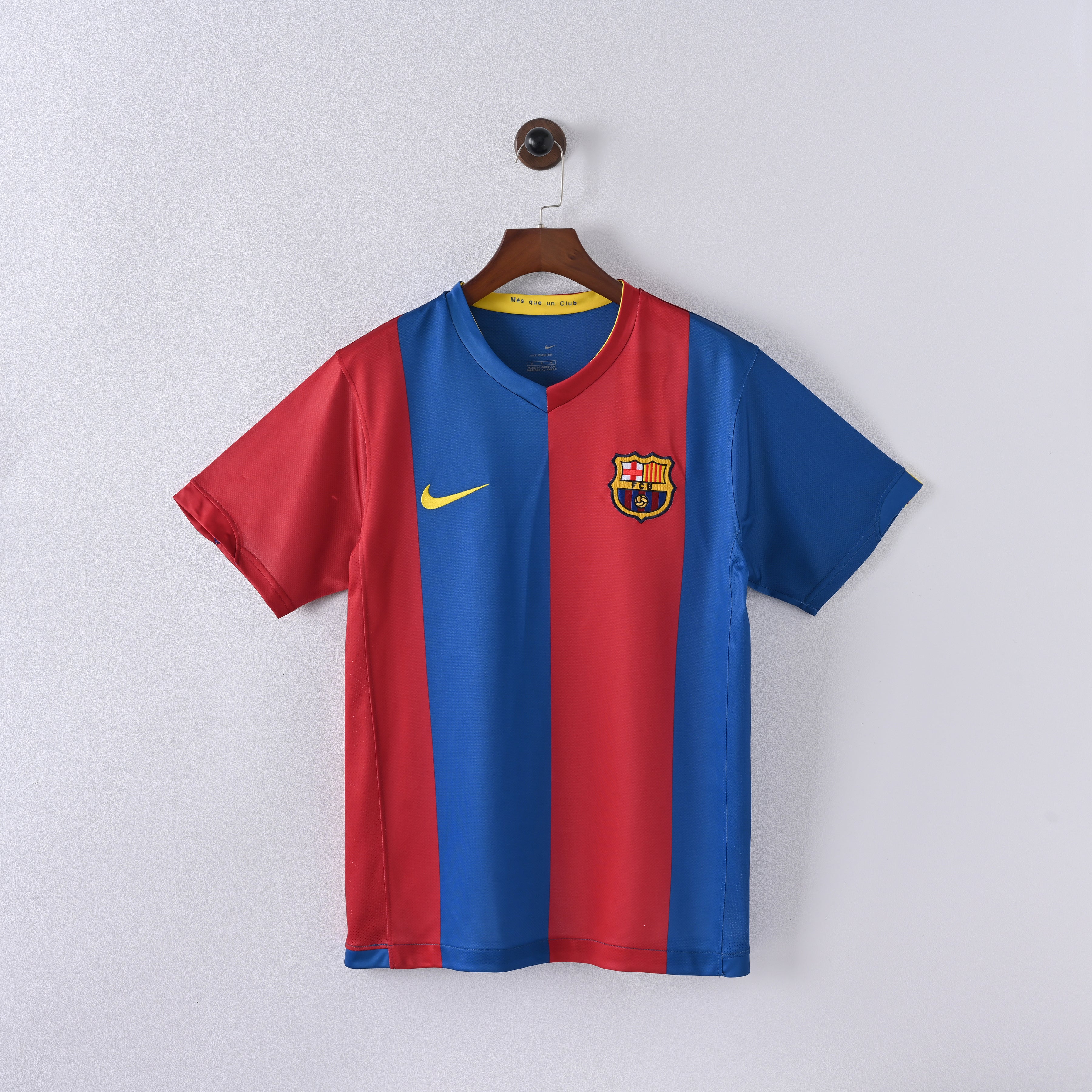 Barcelona Retro Vintage Home Jersey Men 2006-2007