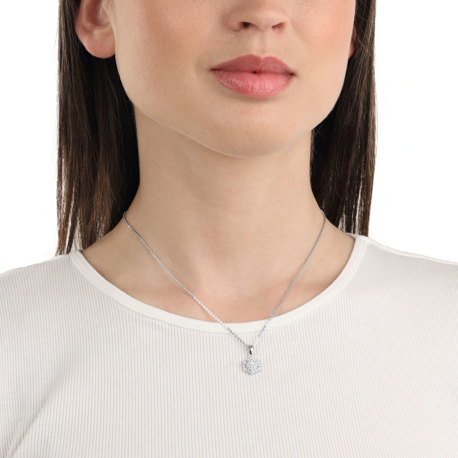 Kette mit Anhänger