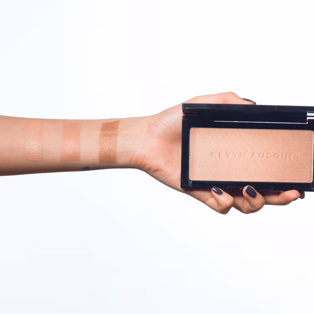Kevyn Aucoin  The Neo-Highlighter Sahara