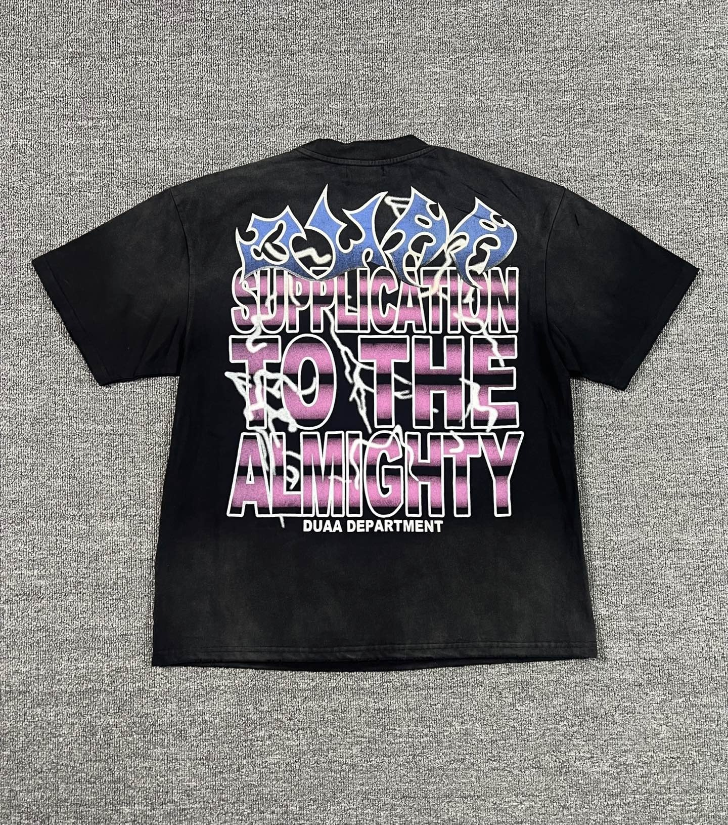 White ink direct spray with rhinestone embellishment, water-damaged vintage short-sleeved T-shirt.style 4