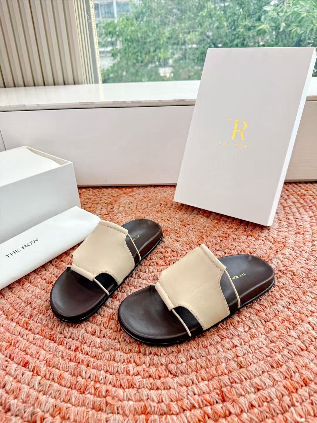 The row 2026 new slippers and sandals