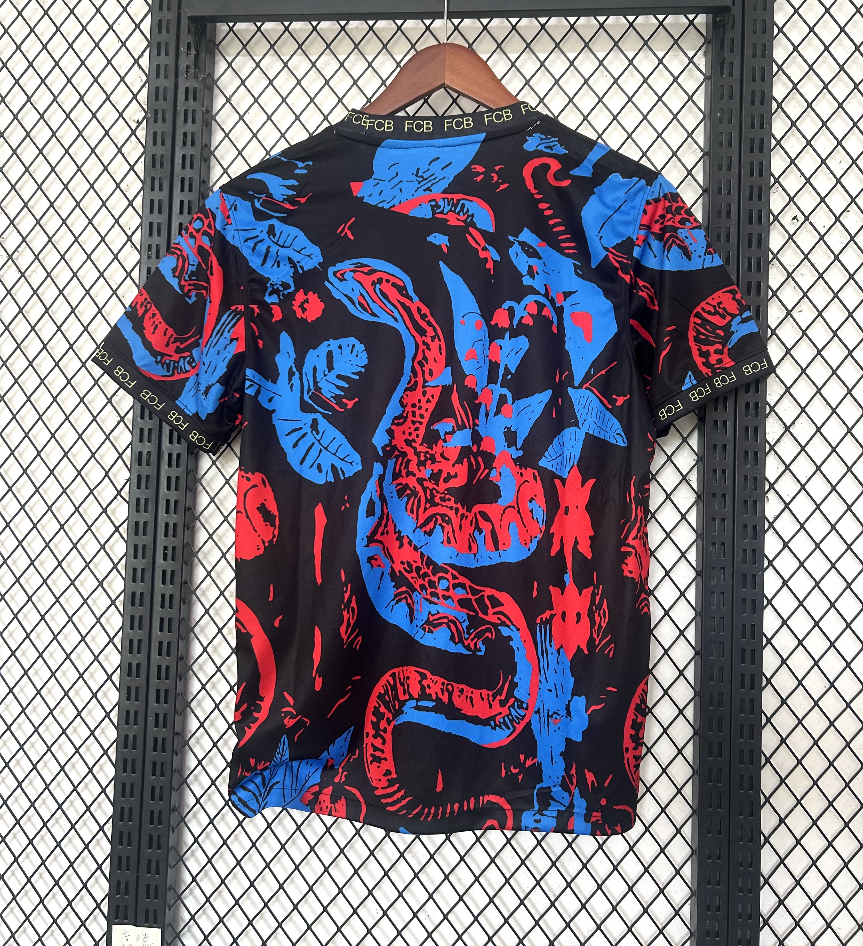 2025/2026 Barcelona Pre-match Football Jersey (Fan Edition)