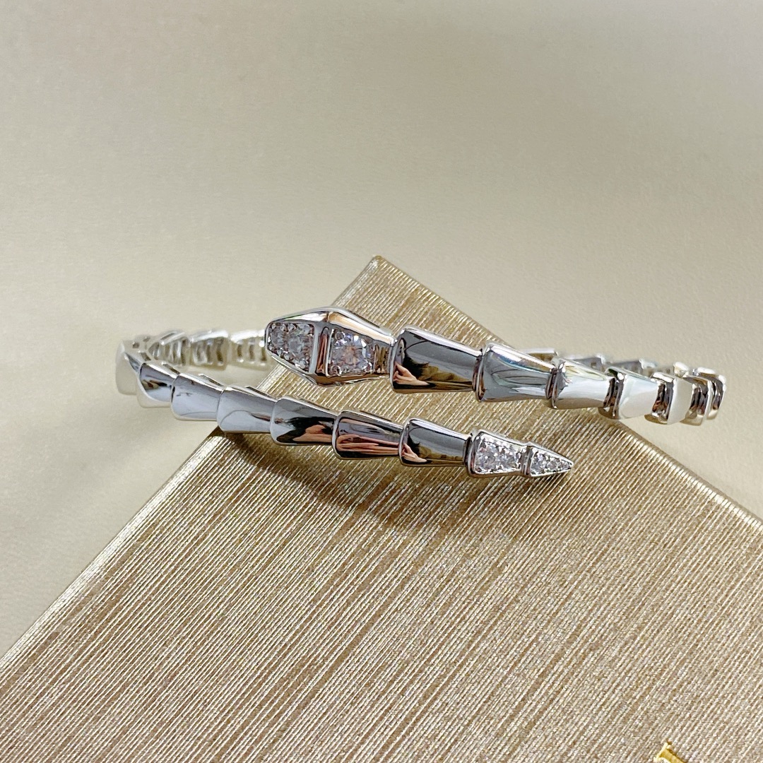 Bvlgari Serpenti Viper Crystal Bracelet