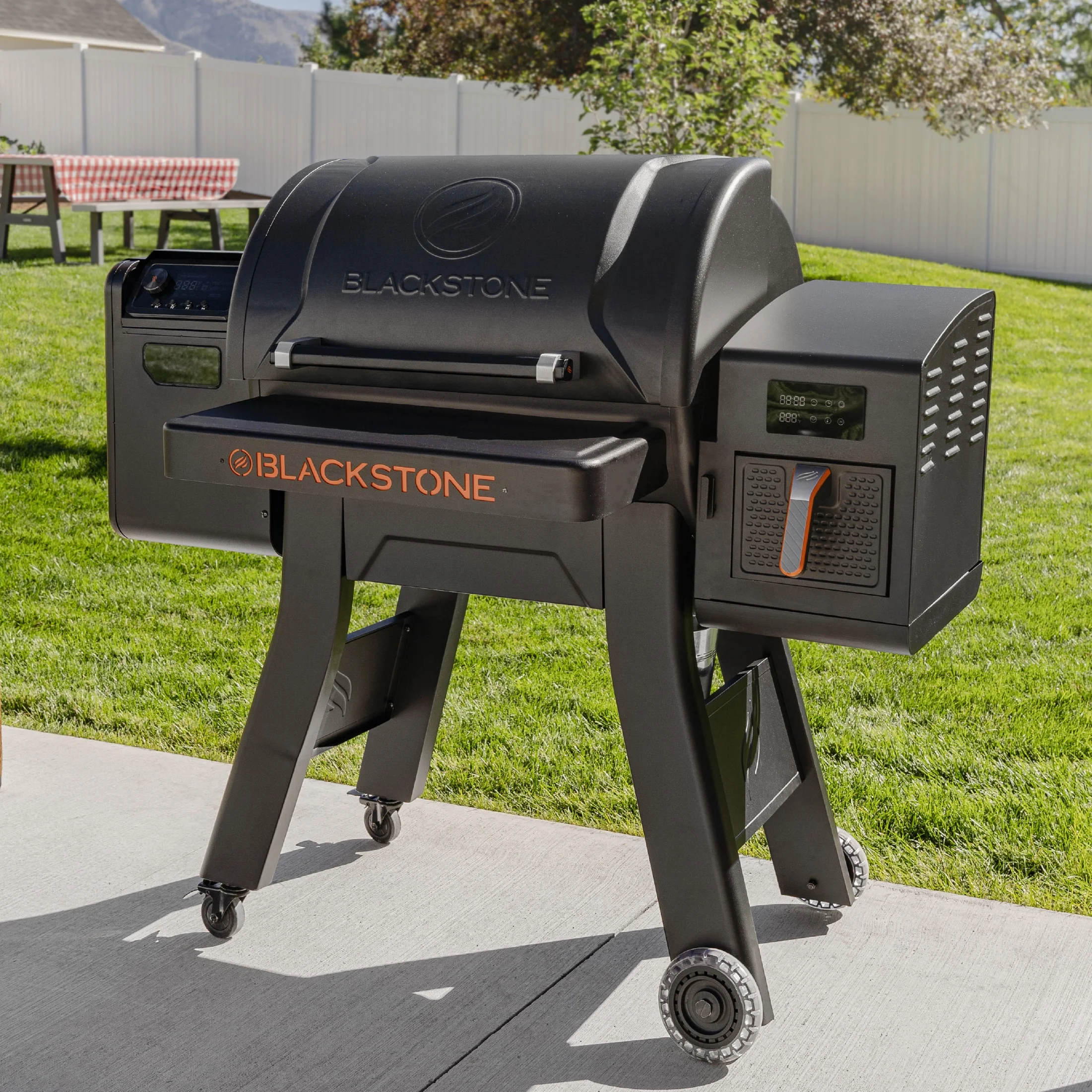 Blackstone Pellet Grill/Air Fryer Combo with 20 lb. Pellet Hopper