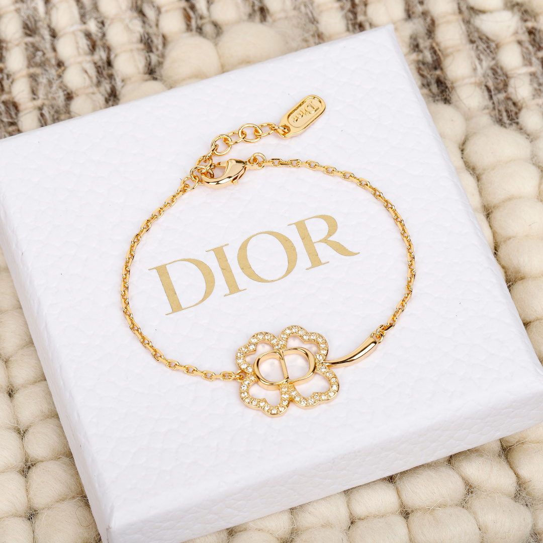 Dior Openwork Four-Leaf Clover CD Bracelet
