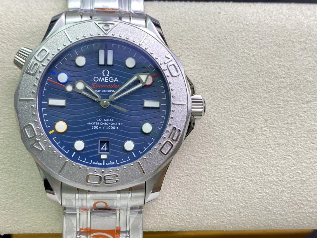 Omega Watch SEAMASTER DIVER 300 STAINLESS STEEL BLUE DIAL