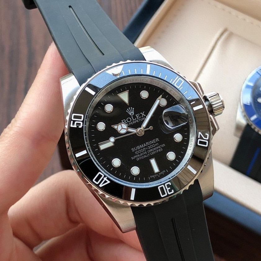 Rolex Watch SUBMARINER DATE 40 CERAMIC BEZEL RUBBER STRAP