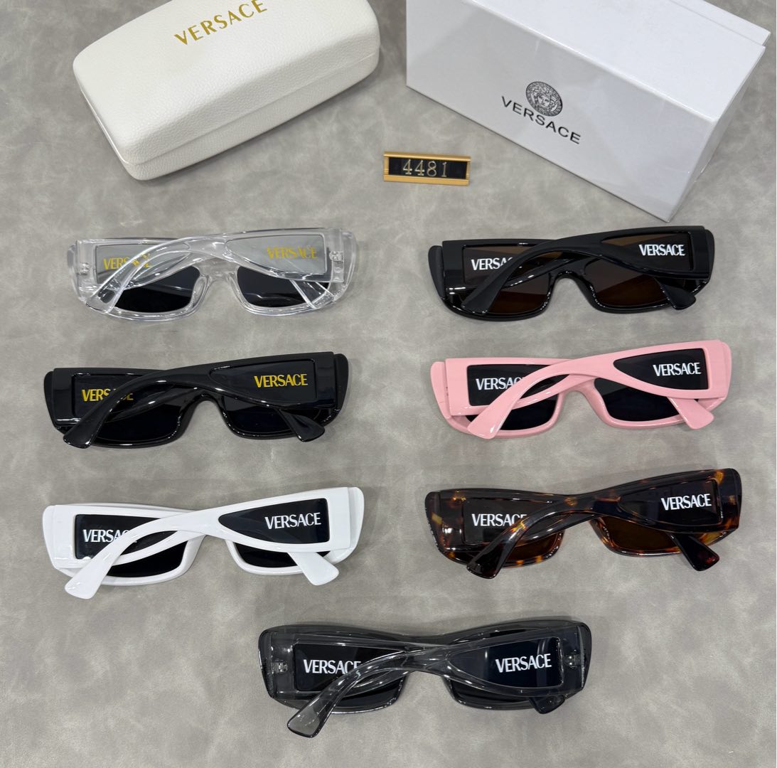 Versace Fashionable Sunglasses