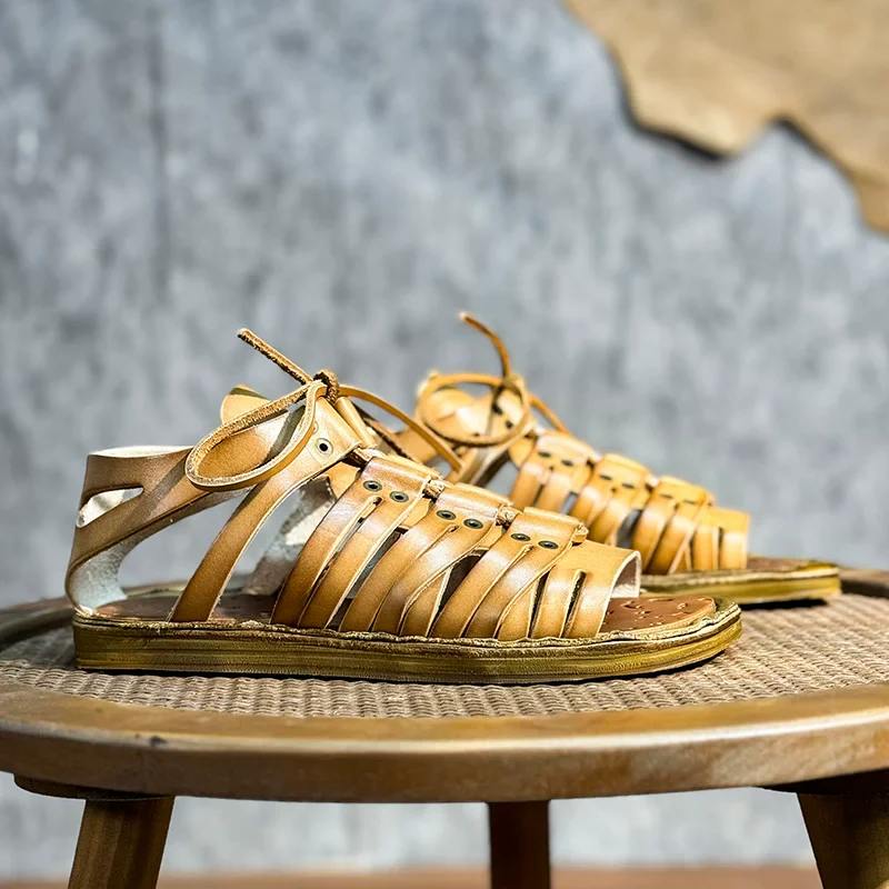 Men's Vegetable Tanned Cowhide Handmade Vintage Hollow-toed Sandals