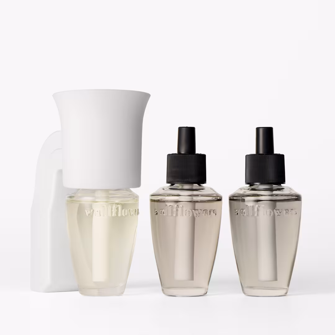 Bath & Body Works  Wallflowers White Flare Fragrance Plug