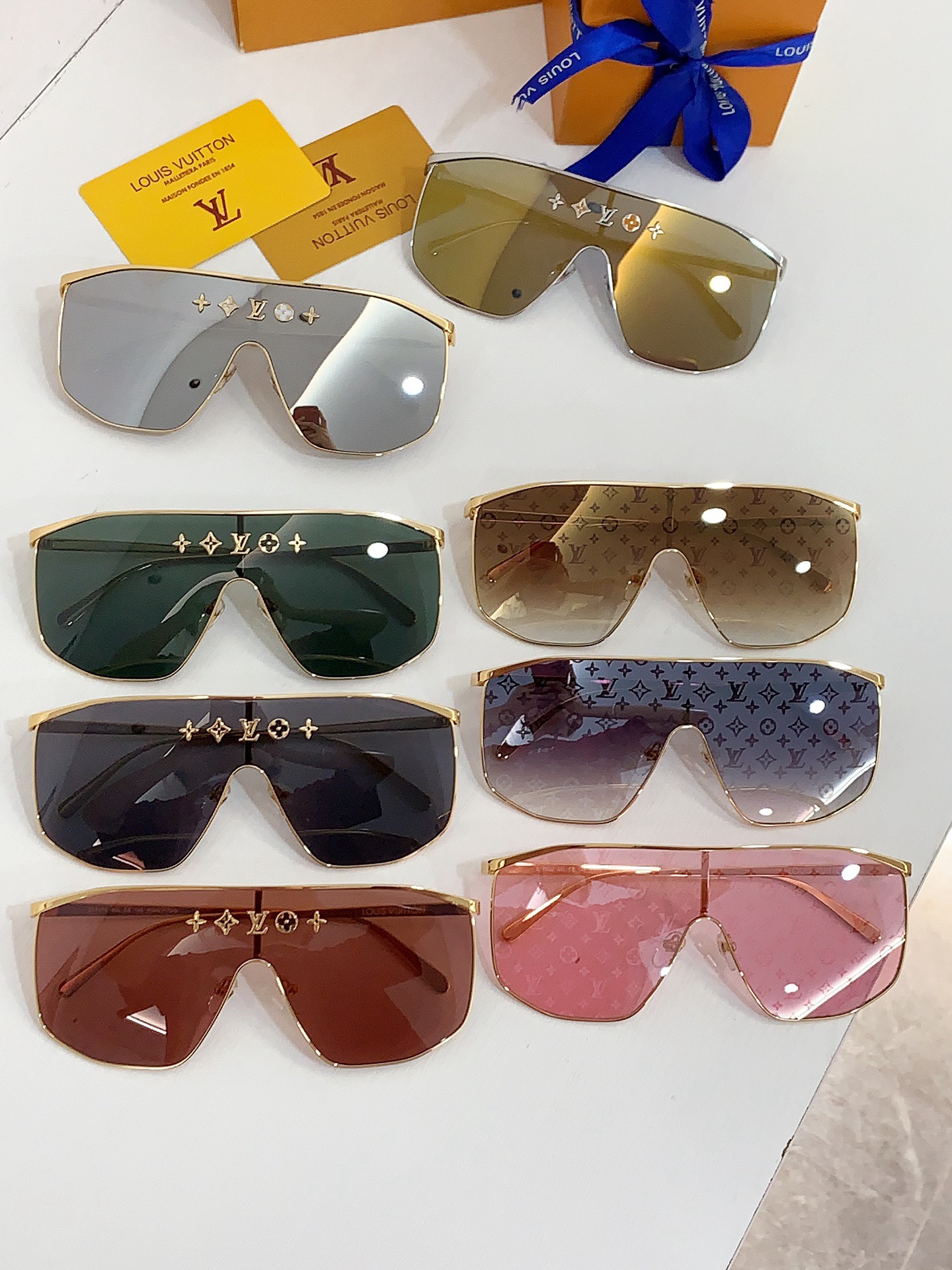 LV Fashionable Sunglasses