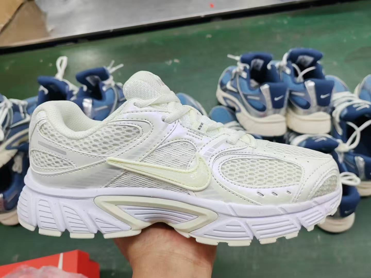 Nike Lightweight Casual Running Shoes