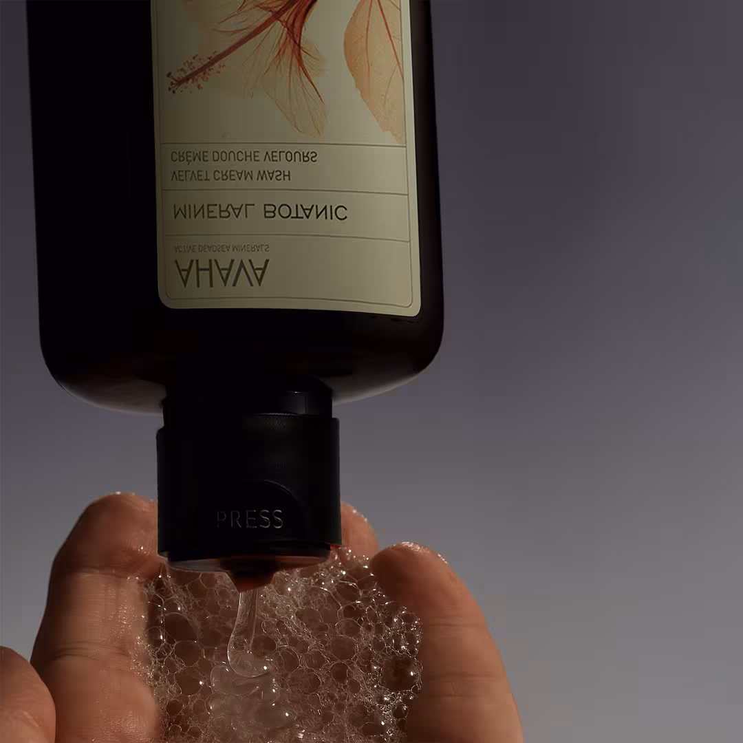 Ahava  Mineral Botanic Velvet Cream Wash