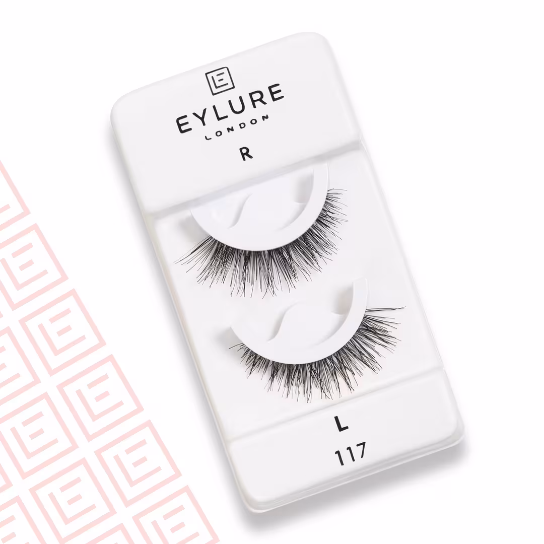 Eylure  Pre-Glued Wispy Light No. 117 Eyelashes