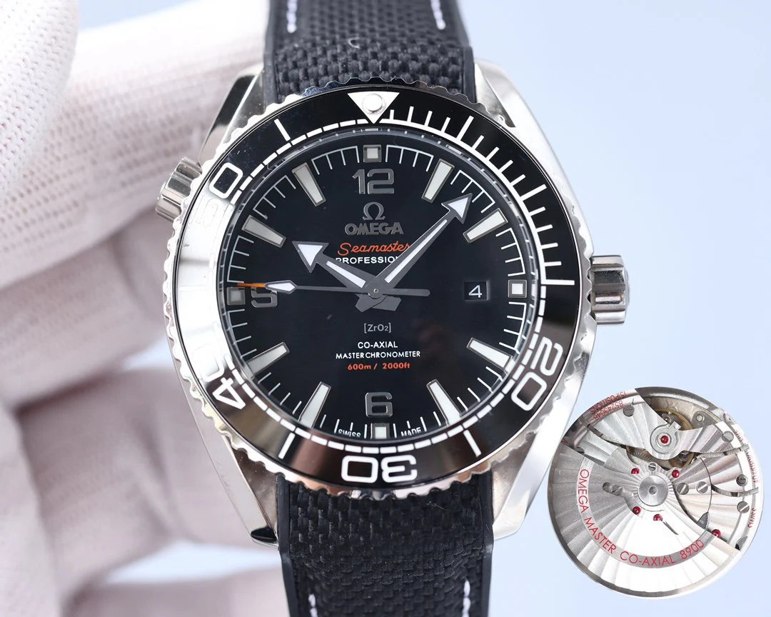 Omega Watch SEMASTER PLANET OCEAN 600M BLACK CERAMIC TEXTILE
