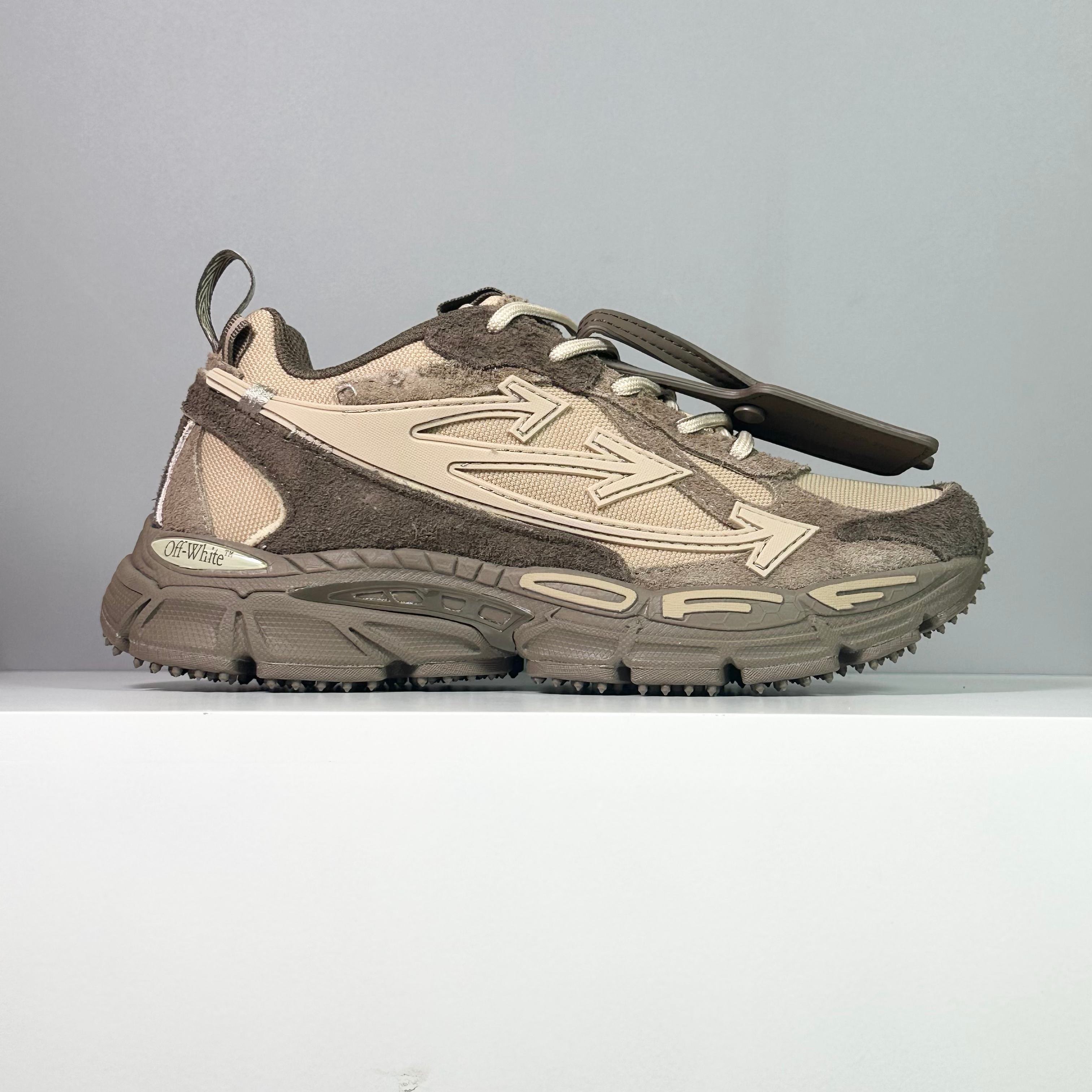Off-White Be Right Back - CCSHOES