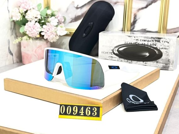Oakley sports sunglasses 10