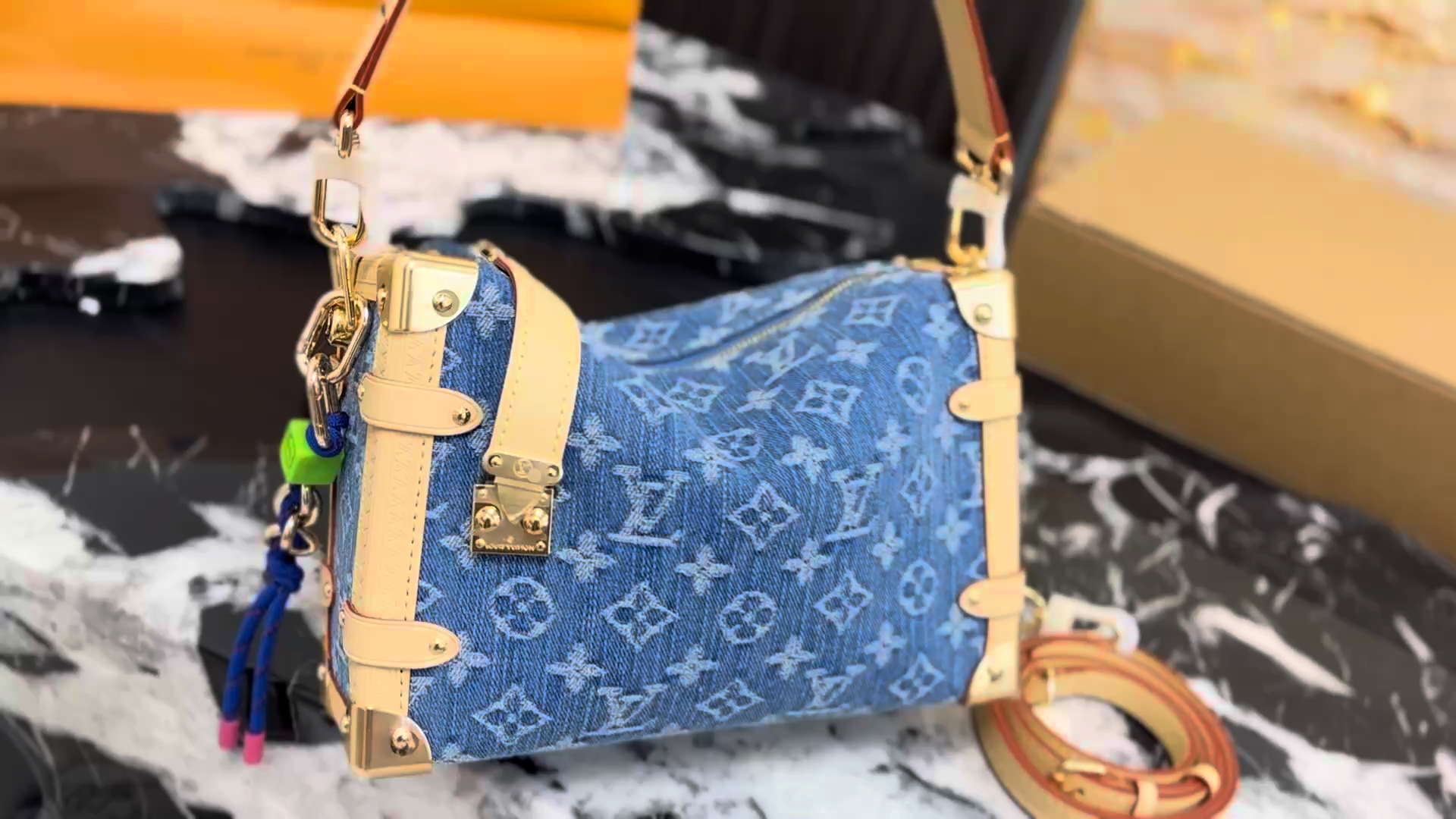 LV 25trunk Denim Bag