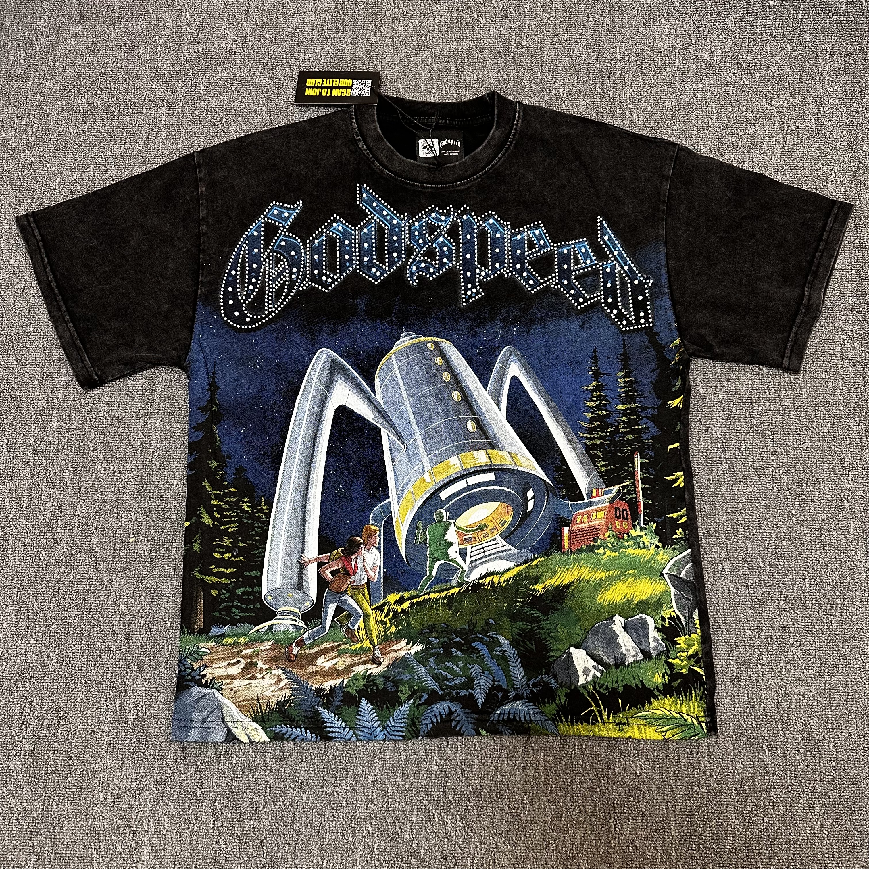 Black alien space capsule landing short-sleeved shirt