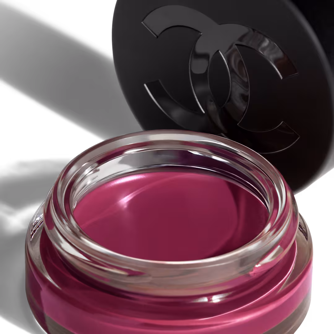 CHANEL  N°1 DE CHANEL Lip and Cheek Balm