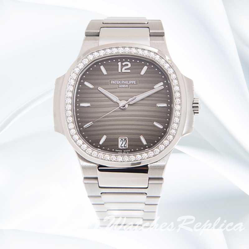 Patek Philippe Nautilus Ladies 32mm 7118/1200A-011 Gray Dial/Black Dial Silver-tone