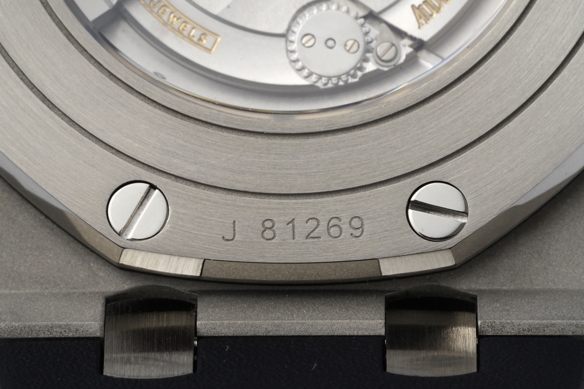 Audemars Piguet Royal Oak Offshore 44 mm, Grey Ref. 26400IO.OO.A004CA.01