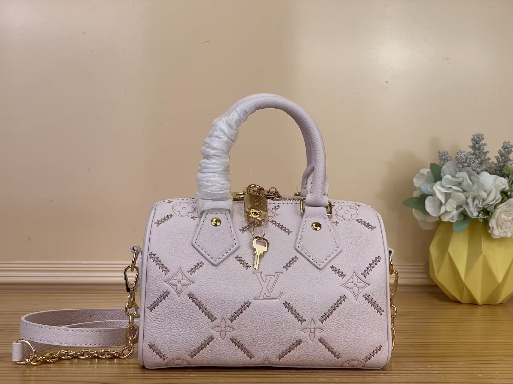 LV new pink embroidered Speedy Bandouli �� re 20 handbag