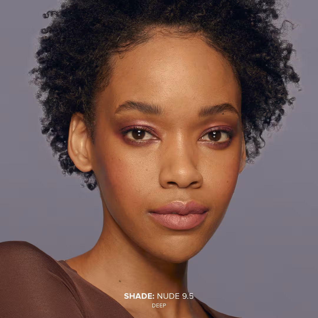 NUDESTIX  Nudies Tinted Blur Foundation Stick