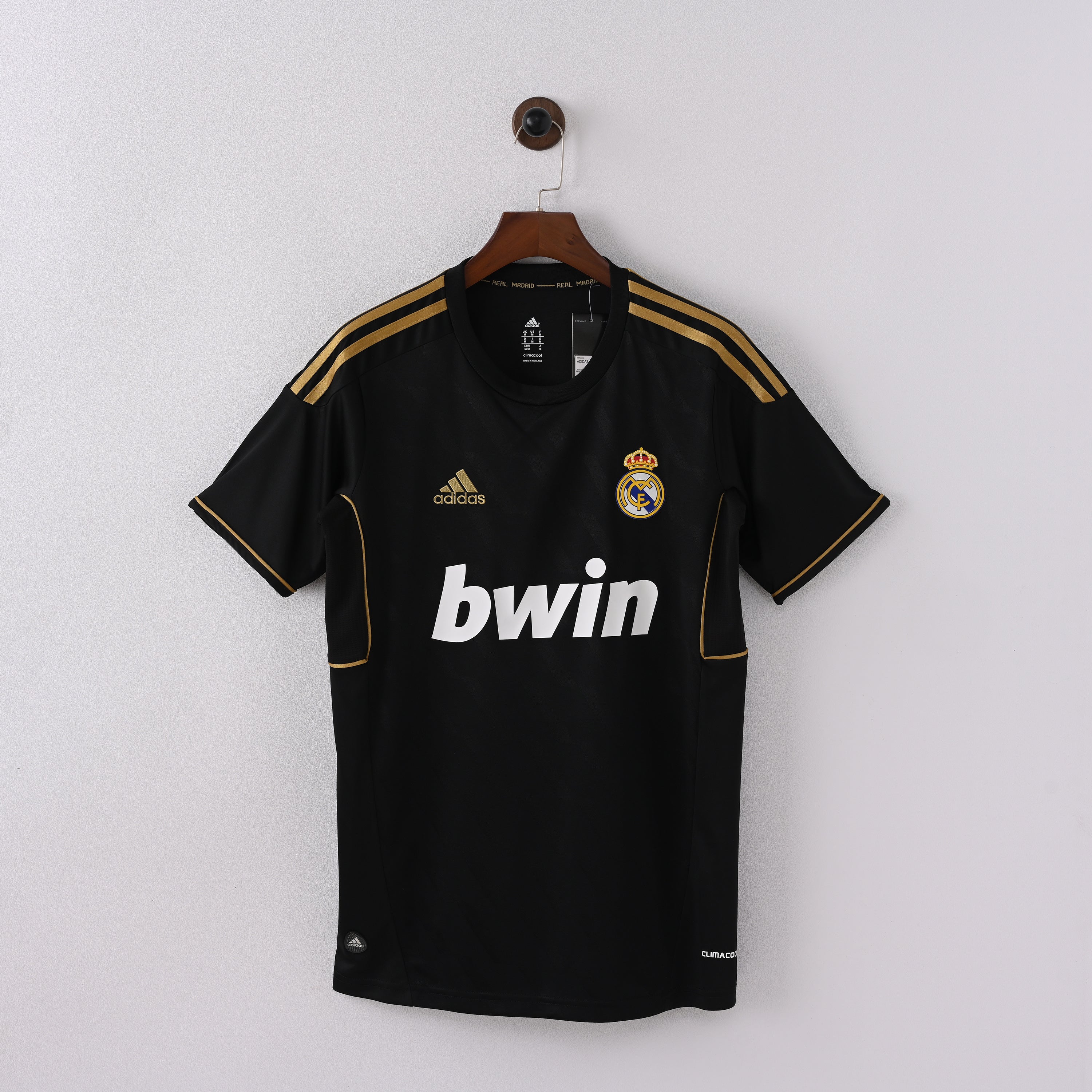 Real Madrid Retro Vintage Away Jersey Men 2011-2012