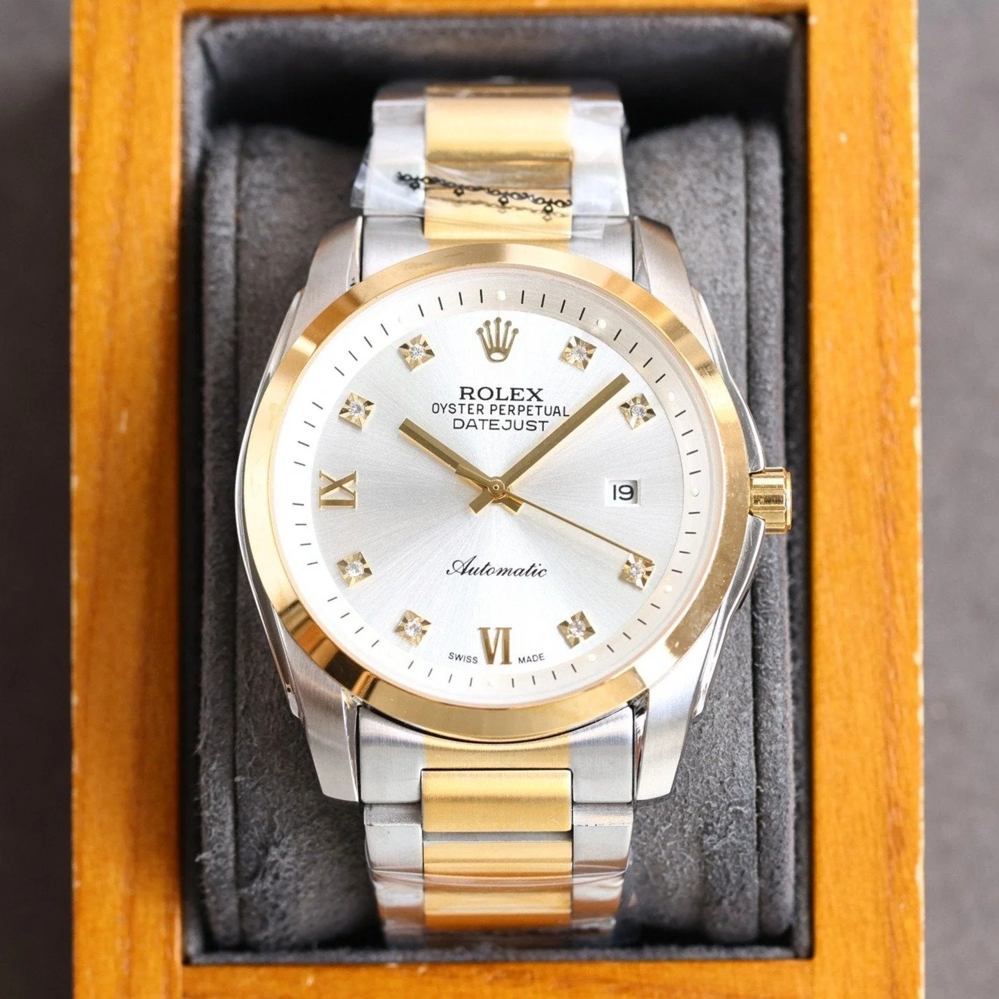 Rolex Watch DATEJUST 41MM SMOOTH BEZEL GOLD CASE DIAMOND NUMERALS