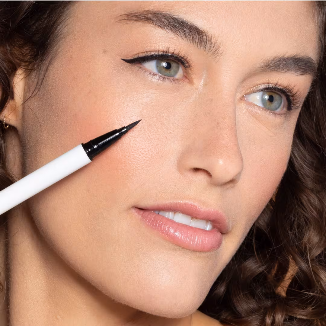 ILIA  Clean Line Liquid Liner