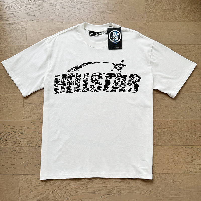 White minimalist letter logo printed short-sleeved shirt