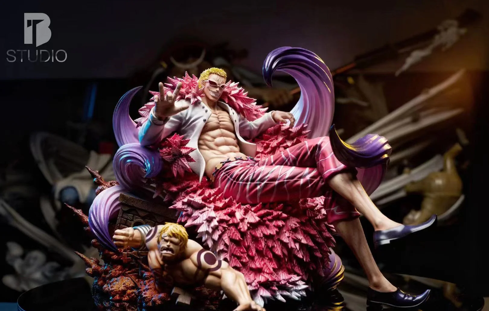BT Studio - Sitting Pose Donquixote Doflamingo | 坐姿 唐吉诃德·多弗朗明哥