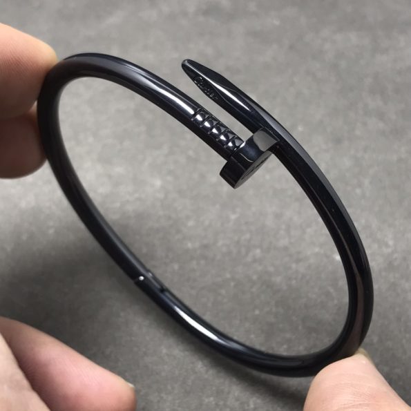 Nail Bracelet Dupe, Black