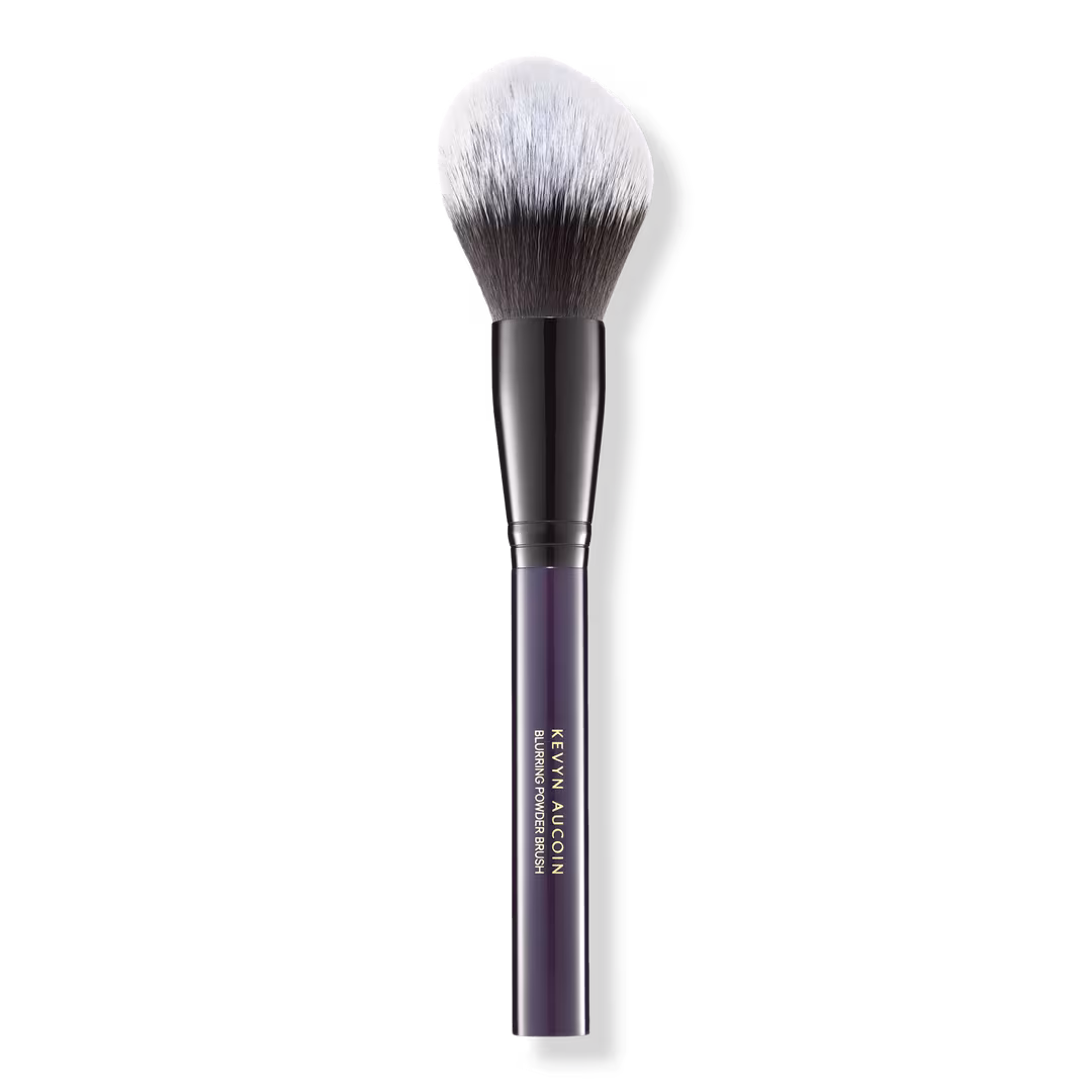 Kevyn Aucoin  Blurring Powder Brush