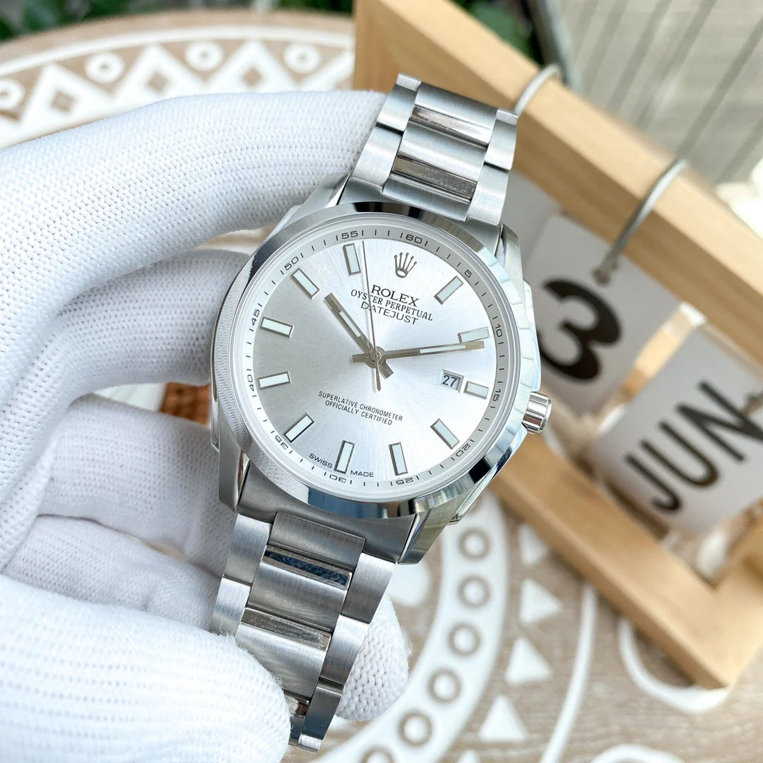 Rolex Watch DATEJUST 40MM SMOOTH BEZEL STEEL CASE Watch