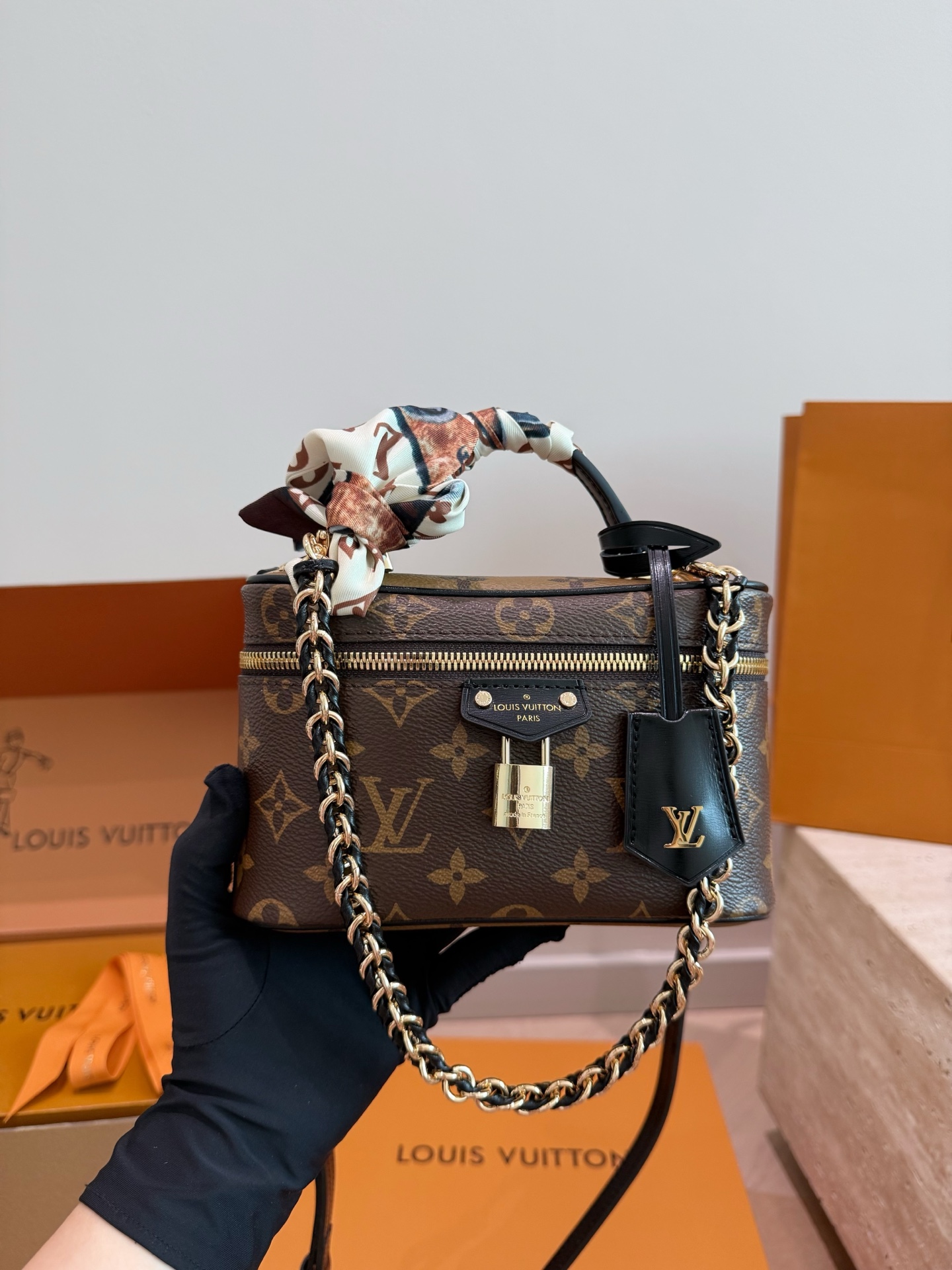 LV Mini Nice Vanity Case Monogram Reverse Canvas Lock Crossbody Top Handle Bag