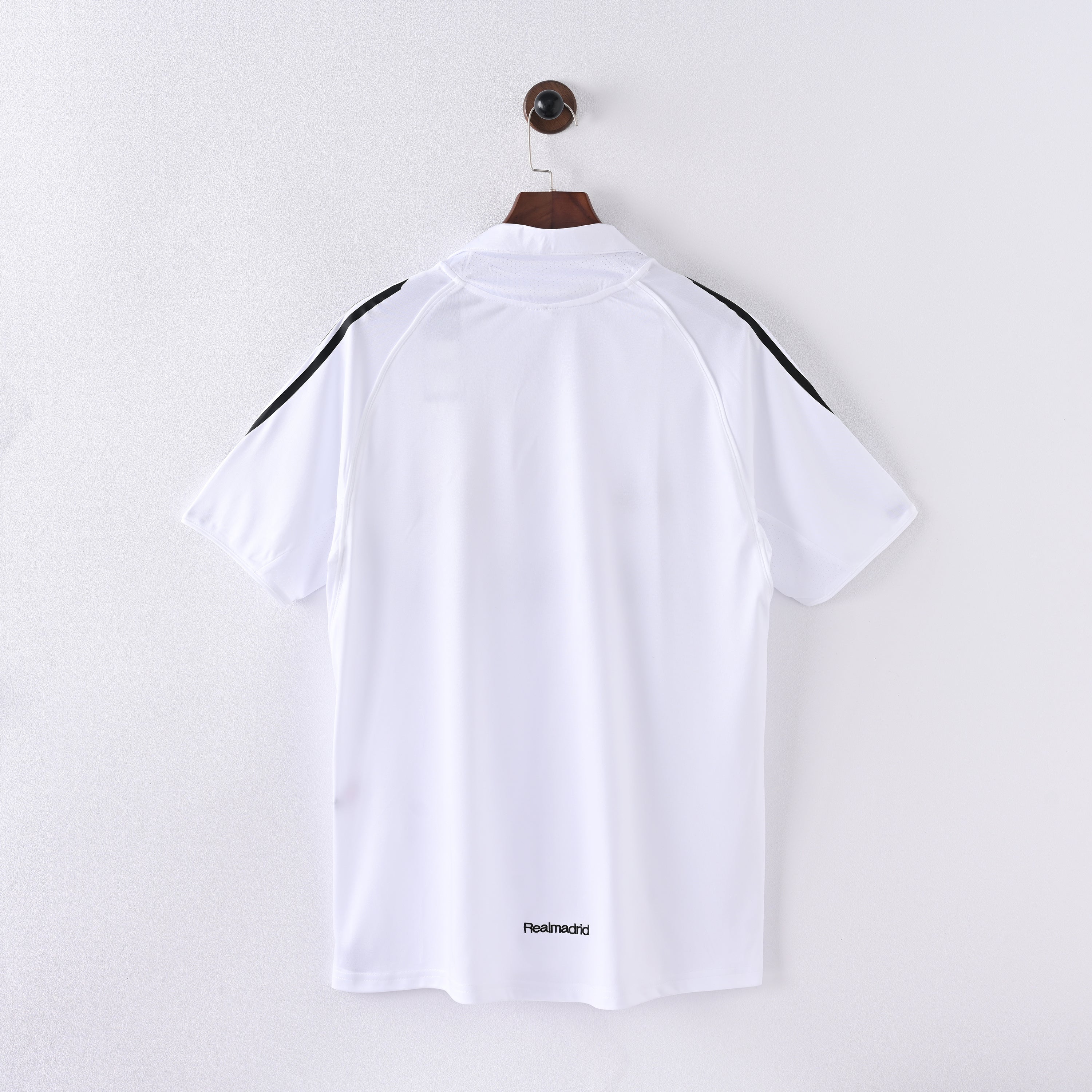 Real Madrid Retro Vintage Home Jersey Men 2005-2006